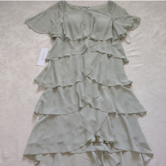 New🎀Plus size Azazie Rita dusty sage flowy chiffon asymmetric tiered Beads - Picture 1 of 10